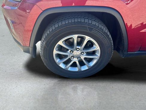 Used 2015 Jeep Grand Cherokee Limited w/ Luxury Group II AWD/4WD image 27