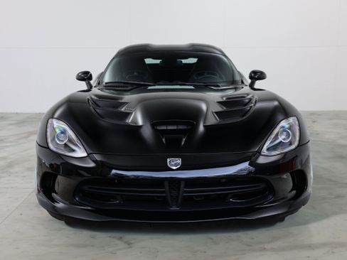Used 2017 Dodge Viper SRT-10 image 7