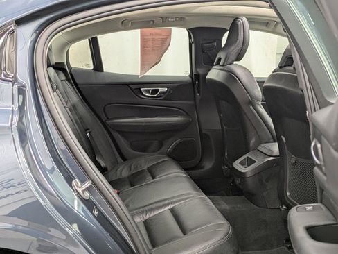 Used 2024 Volvo S60 B5 Plus image 14