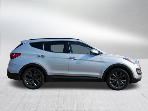 Used 2016 Hyundai Santa Fe Sport 2.0T w/ Option Group 05 FWD image 8