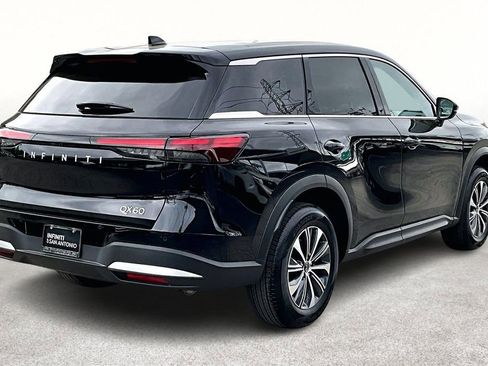 Certified 2026 INFINITI QX60 Pure FWD image 2