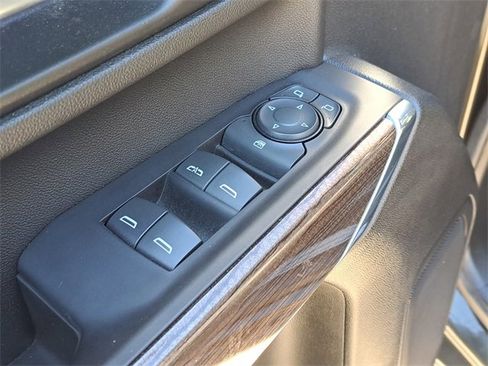 Used 2023 Chevrolet Silverado 2500 LT w/ Gooseneck/5TH Wheel Package image 20