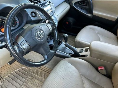 Used 2010 Toyota RAV4 Limited image 4