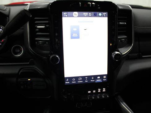 Used 2024 RAM 2500 Laramie w/ Night Edition image 18