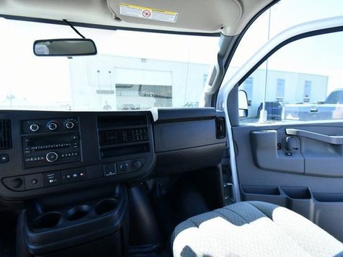 Used 2021 Chevrolet Express 3500 w/ Power Convenience Package image 19