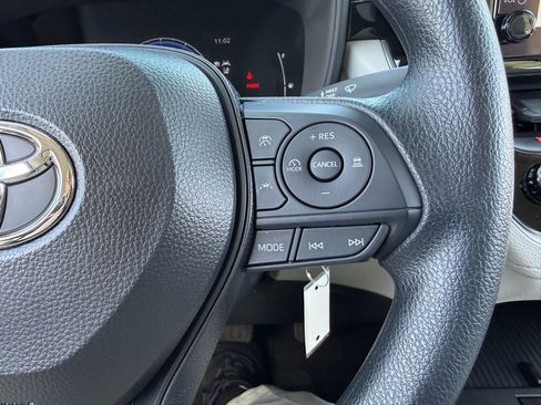 New 2026 Toyota Corolla Cross L image 18