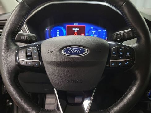 Used 2021 Ford Escape Titanium FWD image 18