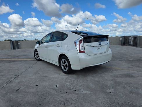 Used 2013 Toyota Prius Four image 6