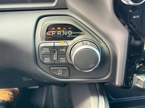 New 2026 RAM 1500 Big Horn AWD/4WD image 26
