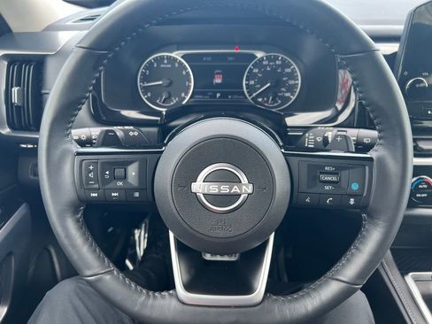 Certified 2022 Nissan Pathfinder SL AWD/4WD image 38