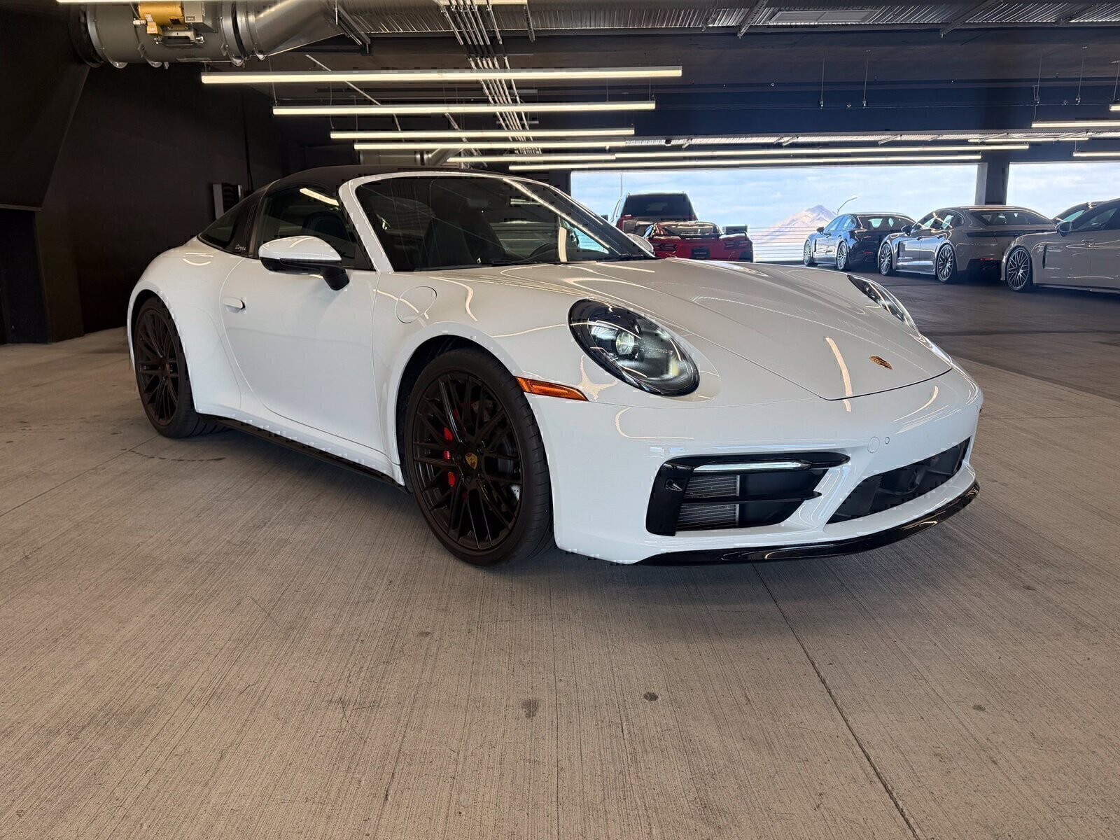 Certified 2021 Porsche 911 AWD/4WD image 6