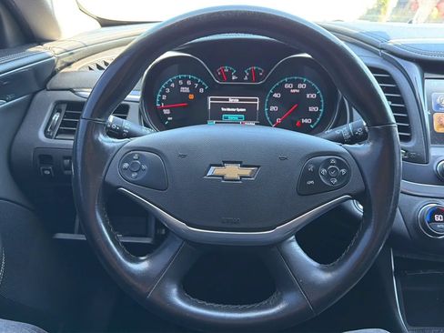 Used 2019 Chevrolet Impala LT FWD image 10