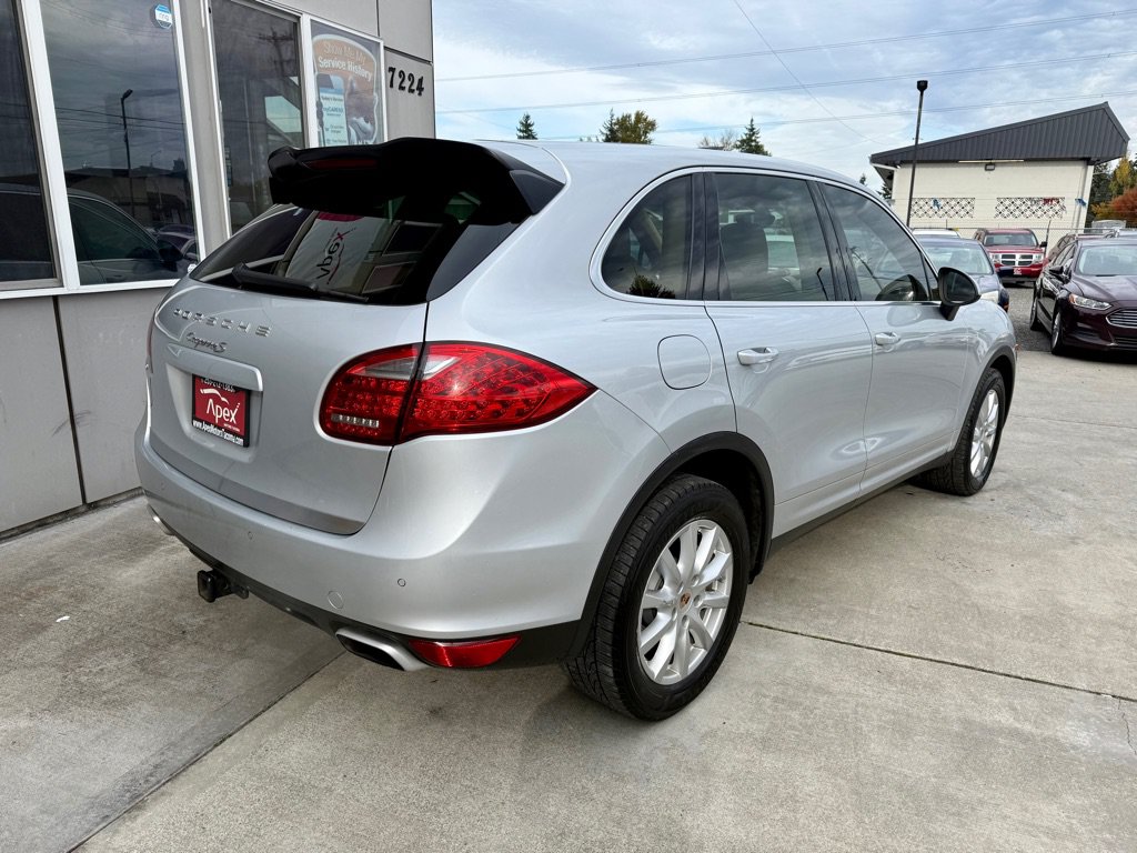 Used 2014 Porsche Cayenne S AWD/4WD image 6