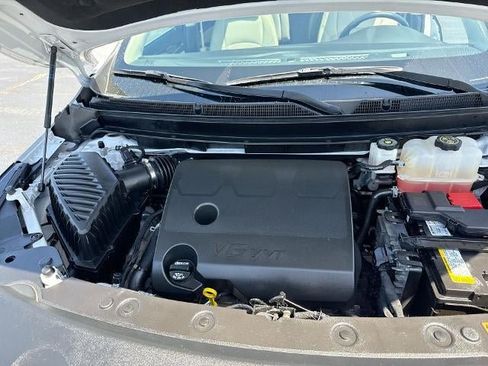 Certified 2023 Buick Enclave Essence w/ Experience Buick Package FWD image 31