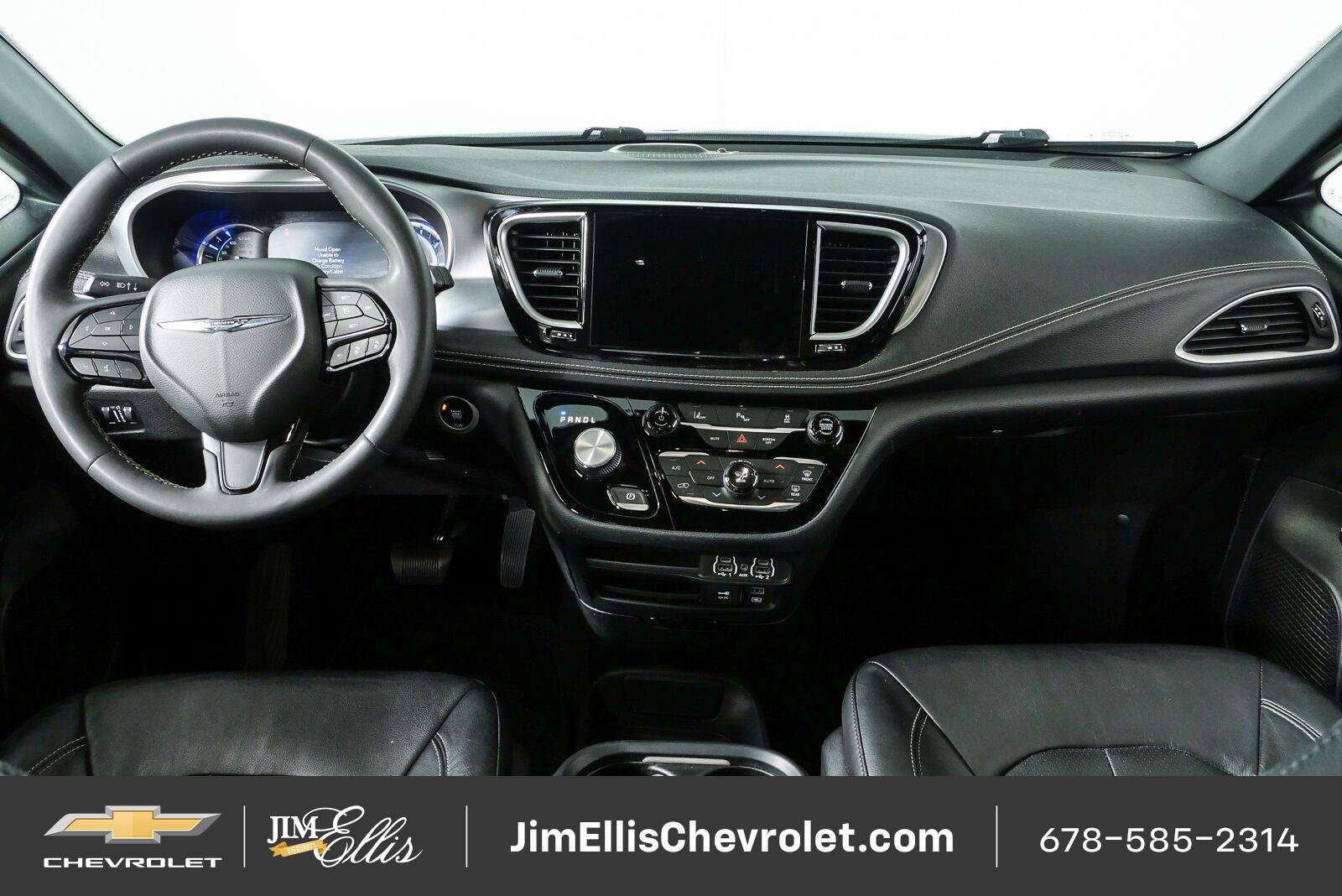 Used 2022 Chrysler Pacifica Touring-L w/ S Appearance Package FWD image 19