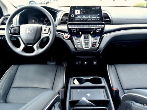 New 2026 Honda Odyssey Elite image 18