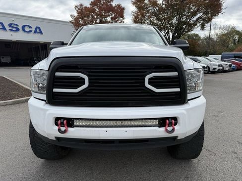 Used 2017 RAM 2500 SLT image 3