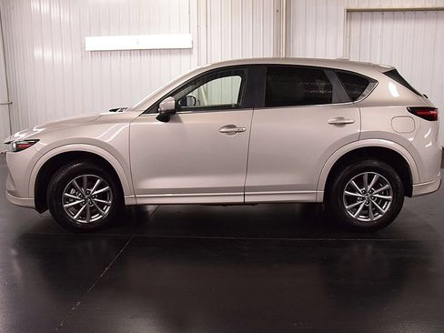 Used 2025 MAZDA CX-5 AWD 2.5 S w/ Select Package image 4