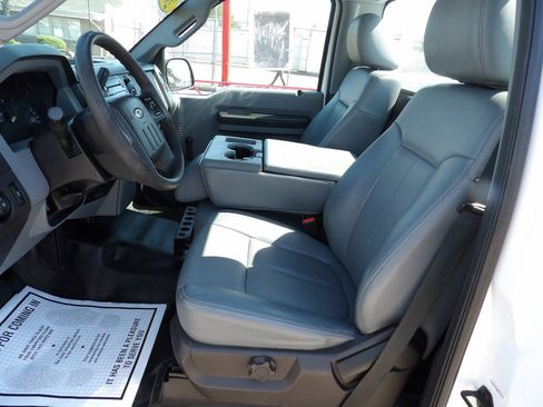 Used 2016 Ford F250 XL image 8