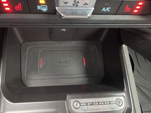 Used 2022 Ford Bronco Big Bend image 34