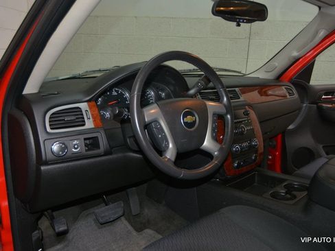Used 2011 Chevrolet Avalanche LS RWD image 11