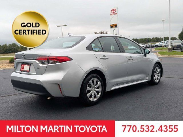Certified 2025 Toyota Corolla LE FWD image 3