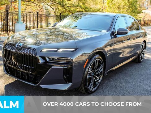 Used 2023 BMW 740i w/ Parking Assistance Package image 3