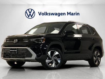 New 2025 Volkswagen Taos SE