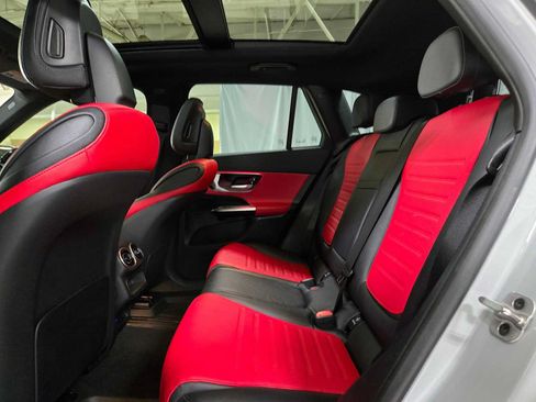 Used 2025 Mercedes-Benz GLC 43 AMG 4MATIC image 16