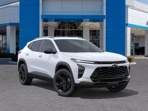 New 2026 Chevrolet Trax ACTIV w/ Sunroof Package image 7