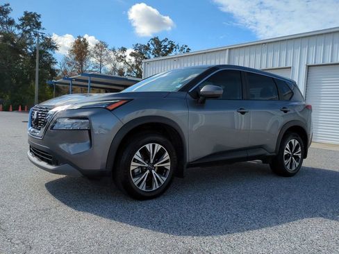 Certified 2023 Nissan Rogue SV image 2