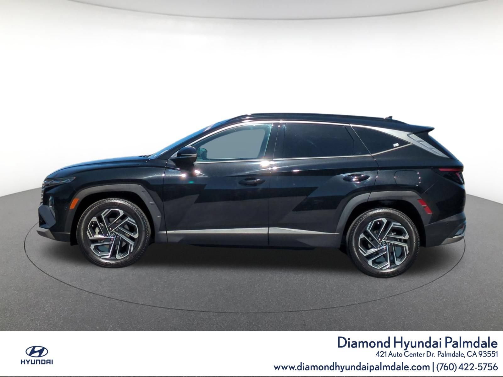 Certified 2025 Hyundai Tucson Limited AWD/4WD image 4