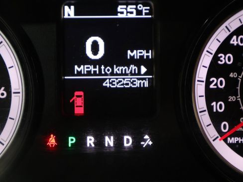 Used 2023 RAM 1500 Classic SLT AWD/4WD image 36