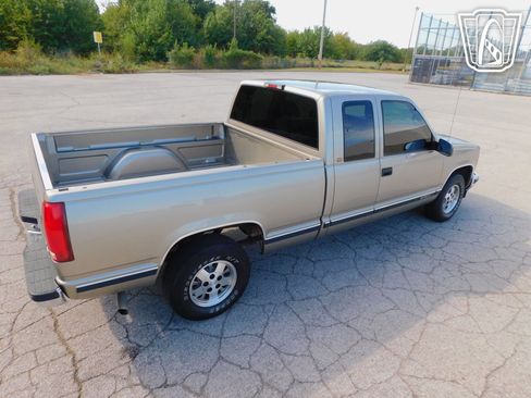 Used 1998 Chevrolet Silverado 1500 w/ Preferred Equipment Group 2 image 27