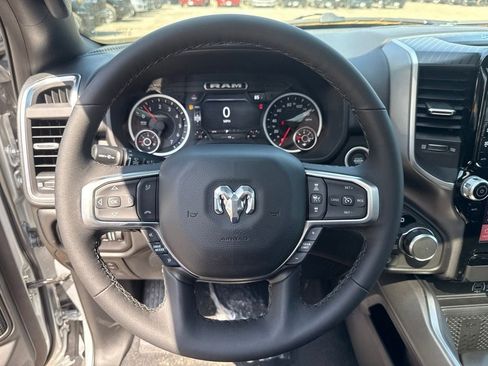 New 2026 RAM 1500 4x4 Crew Cab image 10