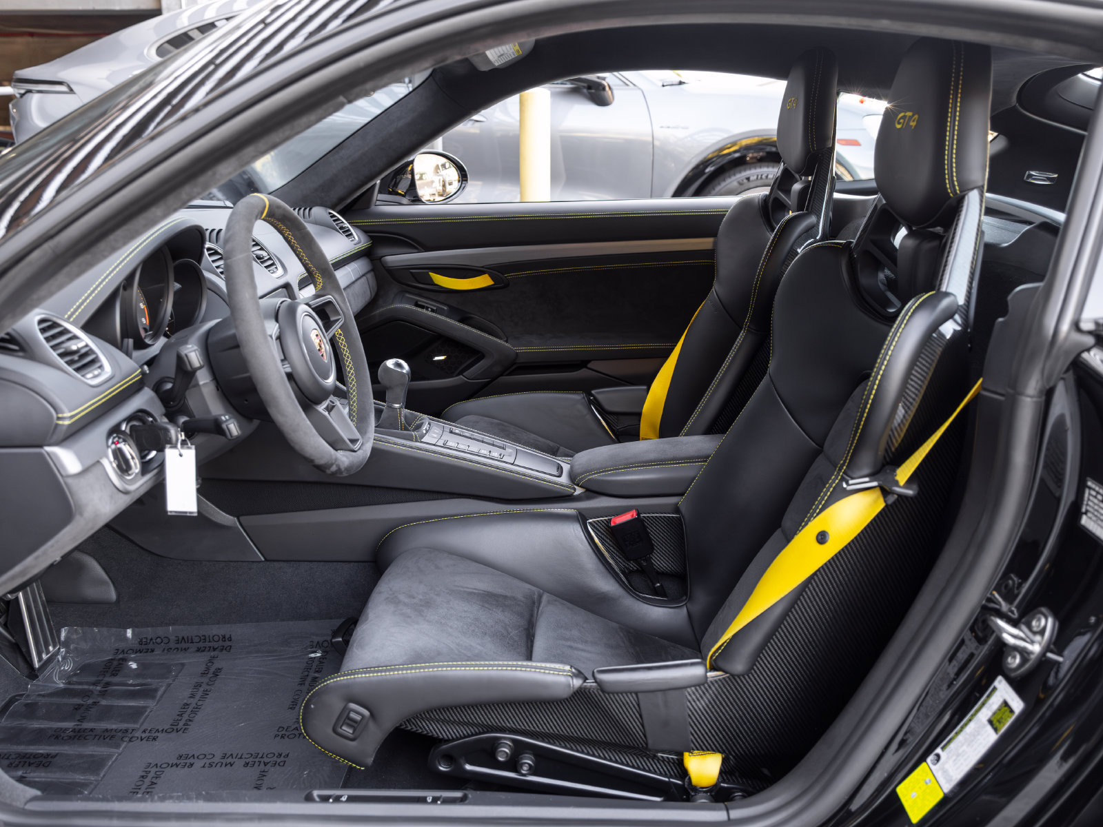 Certified 2021 Porsche 718 Cayman GT4 RWD image 5
