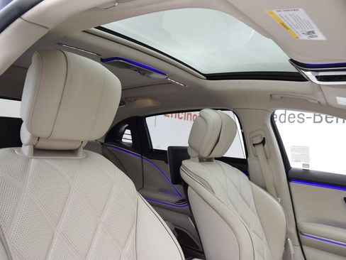 Certified 2022 Mercedes-Benz Maybach S 580 4MATIC image 18