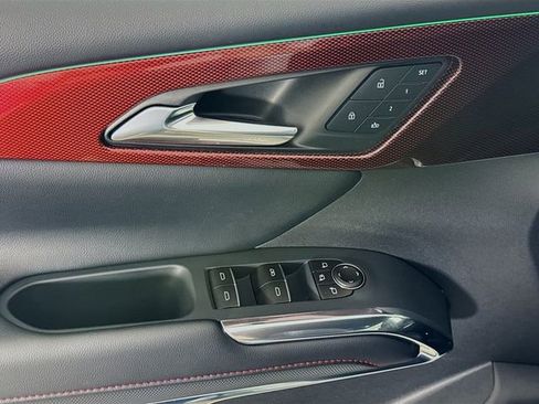 New 2026 Chevrolet Traverse RS AWD/4WD image 19