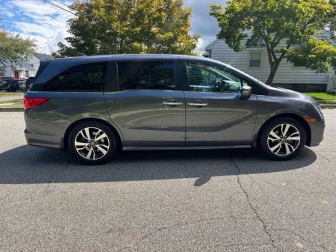 Used 2022 Honda Odyssey Touring image 7