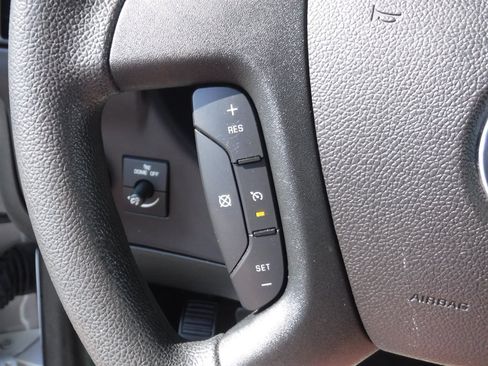 Used 2020 Chevrolet Express 3500 LT w/ LT Preferred Equipment Group RWD image 18