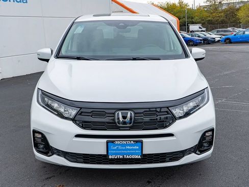 New 2026 Honda Odyssey Elite image 3