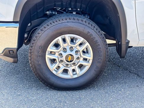 New 2026 Chevrolet Silverado 2500 W/T AWD/4WD image 9