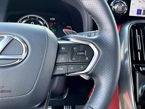 Used 2024 Lexus LX 600 F Sport image 23