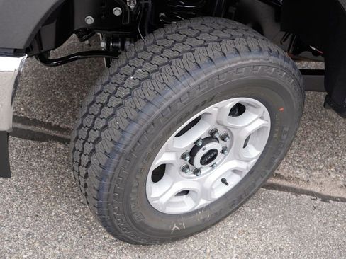 New 2026 Ford F250 XLT w/ XLT Premium Package image 9