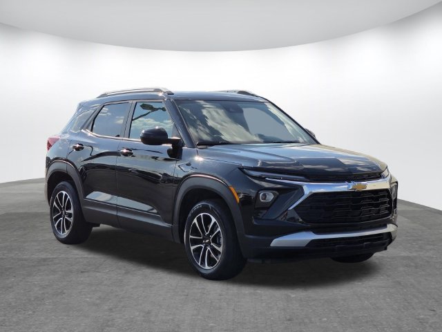 Used 2025 Chevrolet TrailBlazer LT AWD/4WD image 29