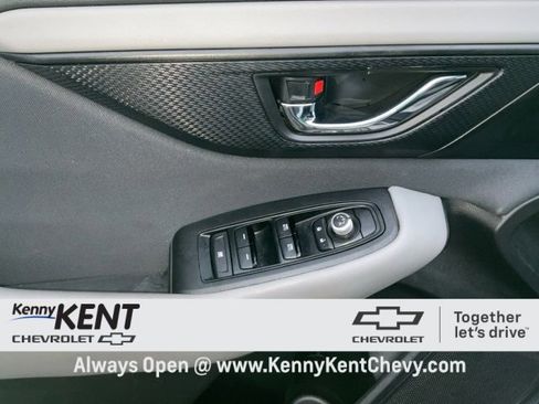 Used 2023 Subaru Outback Premium image 27