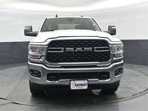 Used 2024 RAM 2500 Big Horn w/ Off Road Package image 9