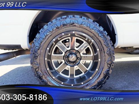 Used 2014 Ford F150 Lariat w/ Equipment Group 502A Luxury AWD/4WD image 40