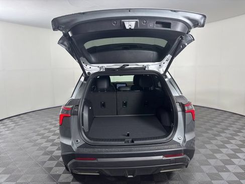 New 2026 Chevrolet Equinox ACTIV w/ Convenience Package III FWD image 20