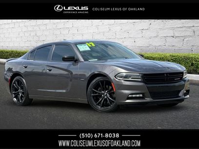 Used 2017 Dodge Charger R/T w/ Blacktop Package